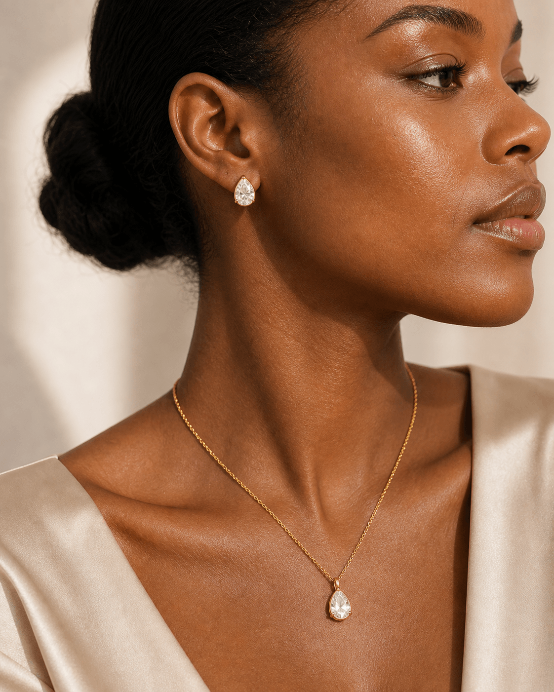 Forever Pear Jewellery Set